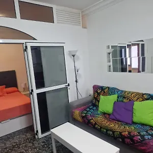 https://la-casa-de-alcorac.in-canary-islands.com